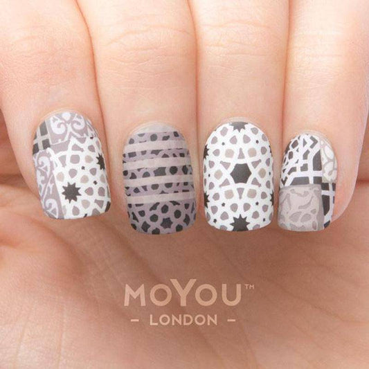 Arabesque 04 ✦ Nail Stamping Plate - MoYou London