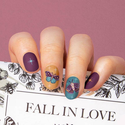 Fall in Love 13 ✦ Nail Stamping Plate - MoYou London