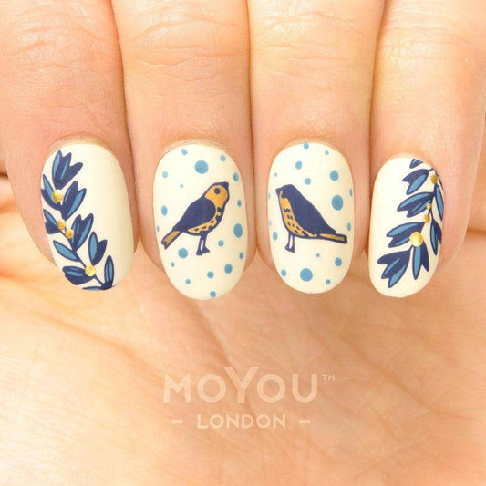 Fall in Love 07 ✦ Nail Stamping Plate - MoYou London
