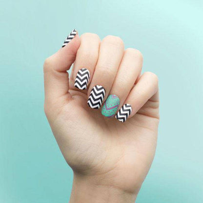 Fashionista 08 ✦ Nail Stamping Plate - MoYou London