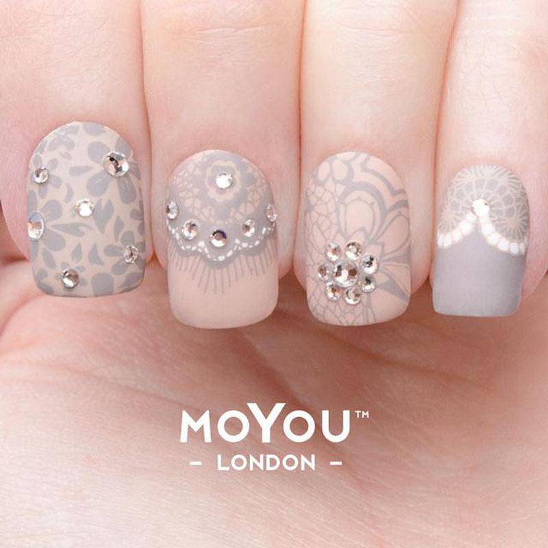 Fashionista 16 ✦ Nail Stamping Plate - MoYou London