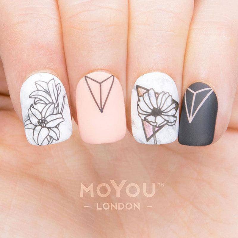 Flower Power 22 ✦ Nail Stamping Plate - MoYou London