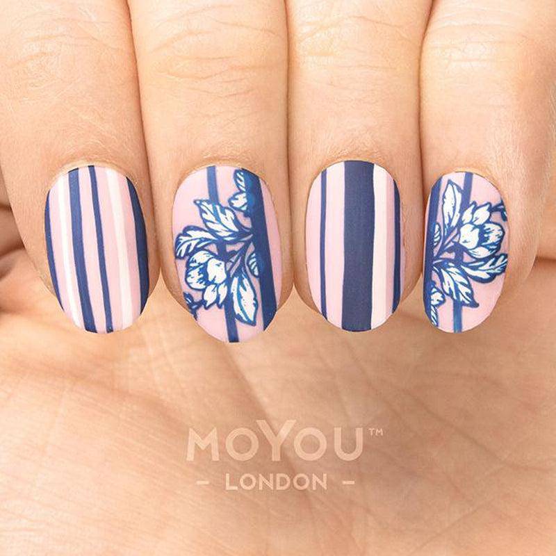 MoYou-London Nail Art Schablone 'Flower Power' – Für Gestochen Scharfe Nageldesigns