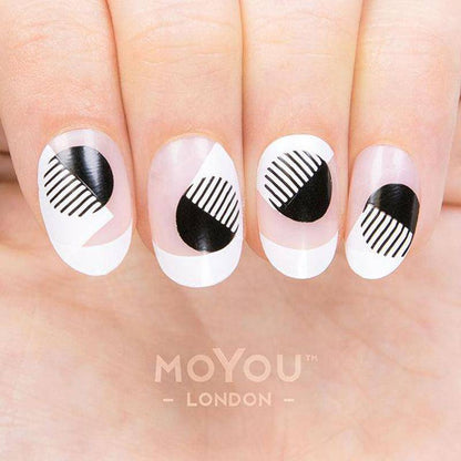 Minimal 11 ✦ Nail Stamping Plate - MoYou London
