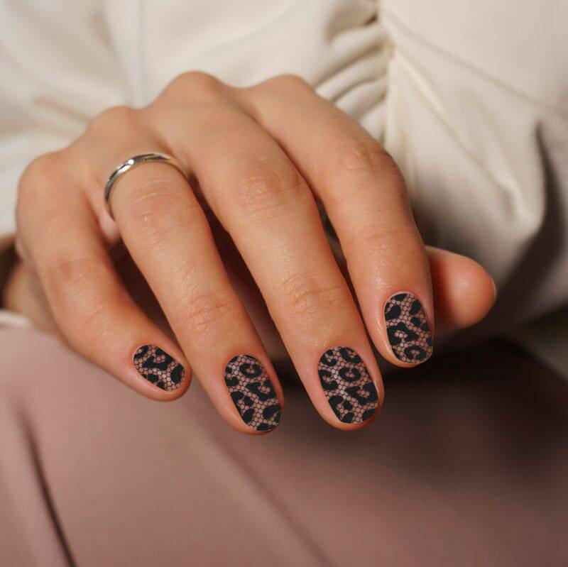 Nail Art Water Decals – Black Leopard Print Spots, UK Made, Nail Art Lace 7304