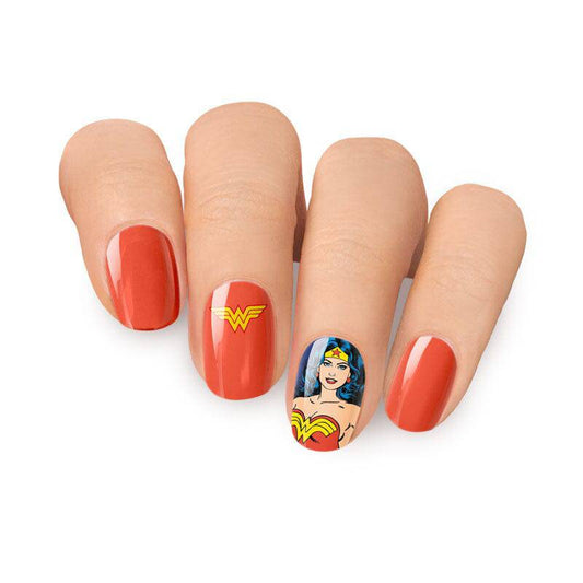 Gel Nail Strip ★ Wonder Woman - MoYou London